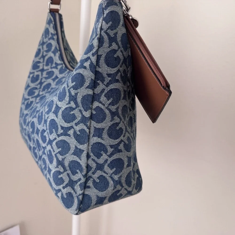 Guess Hobo Shoulder Bag Denim Blue Print Satchel Wells W/ Small Zip Card Pouch